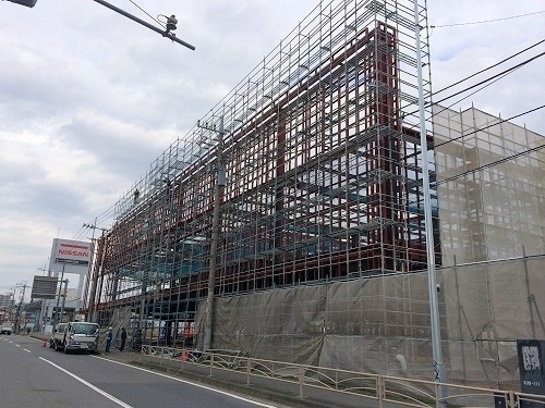 テックランドヤマダ電機　外部足場