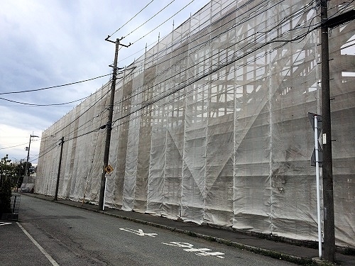 テックランドヤマダ電機　外部足場