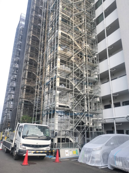 ローヤルシティ鴨居A棟B棟鉄骨階段塗装工事